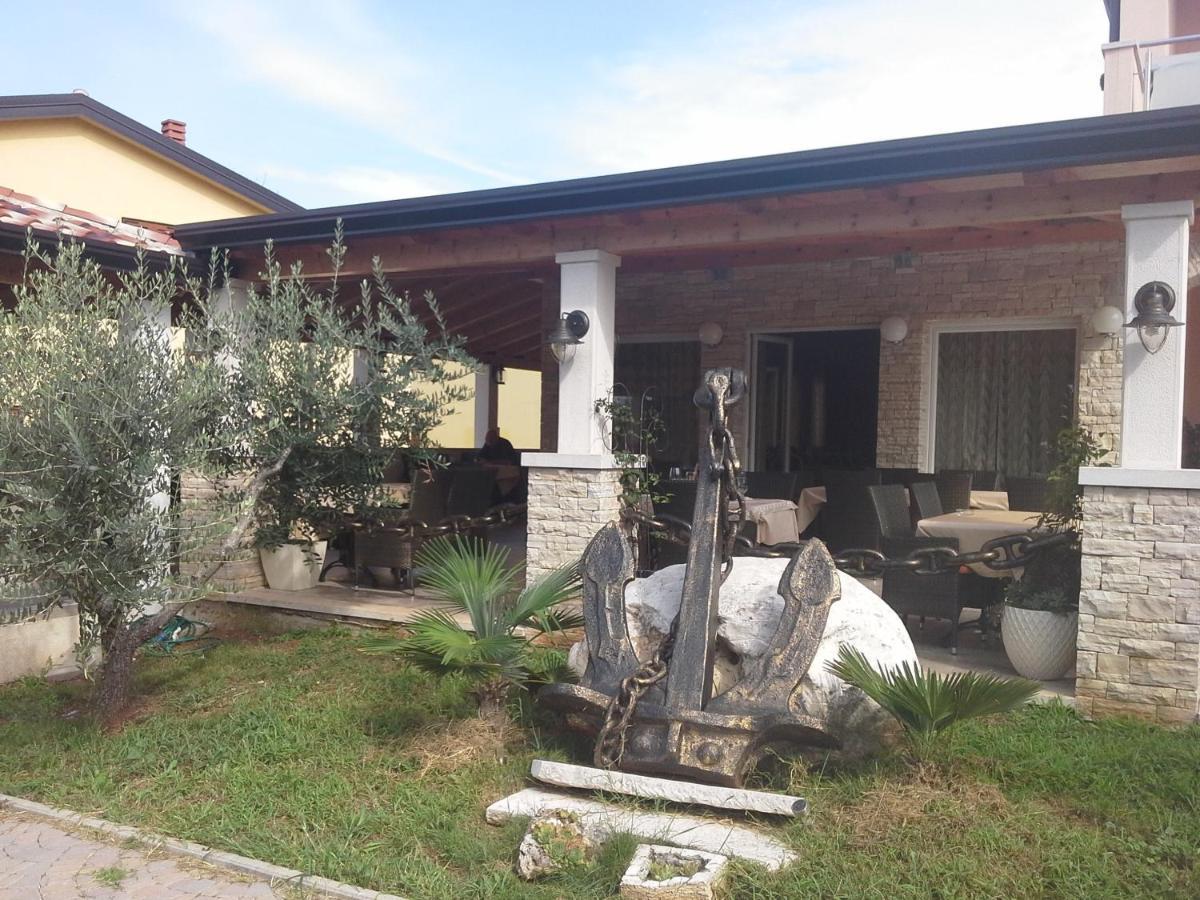 Villa Ancora Savudrija Exterior photo